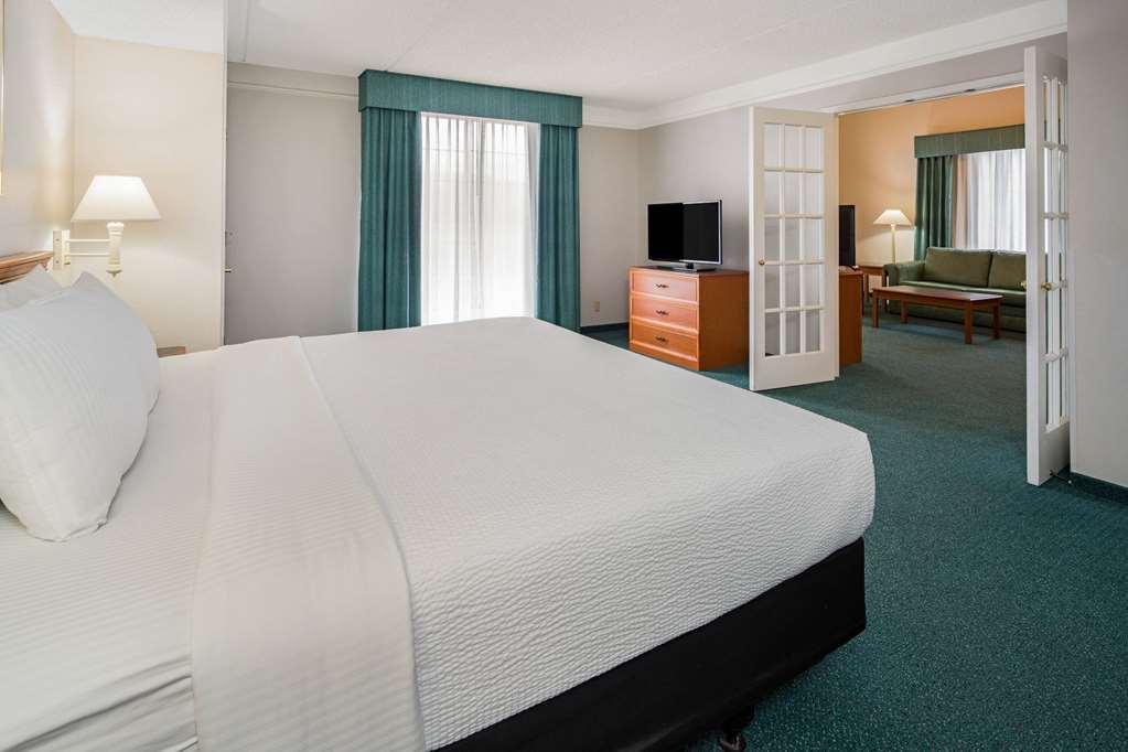 Days Inn By Wyndham San Diego Vista Bilik gambar